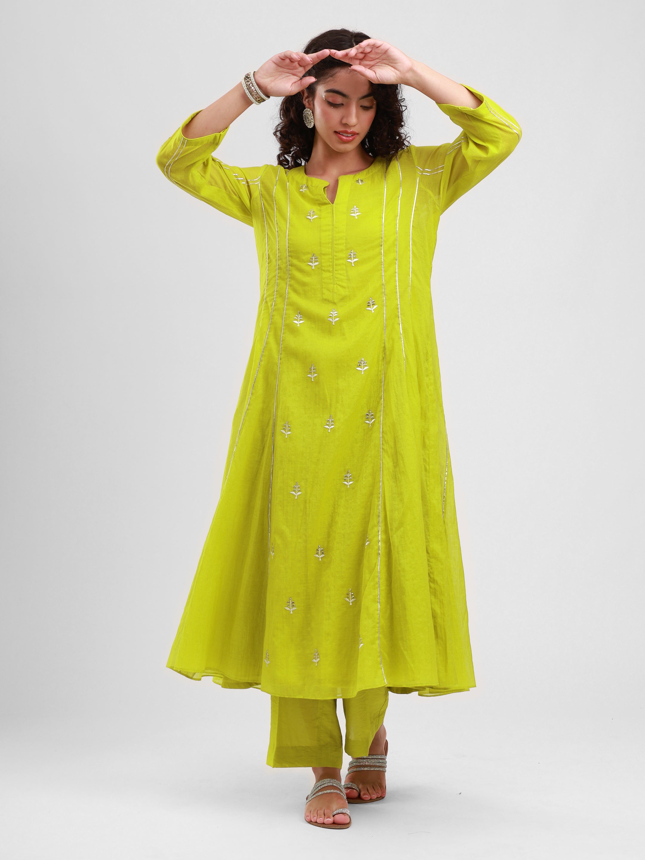 AYRA KURTA SET