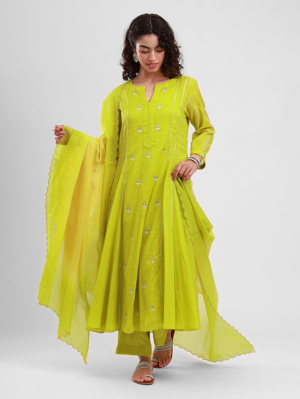 AYRA KURTA SET