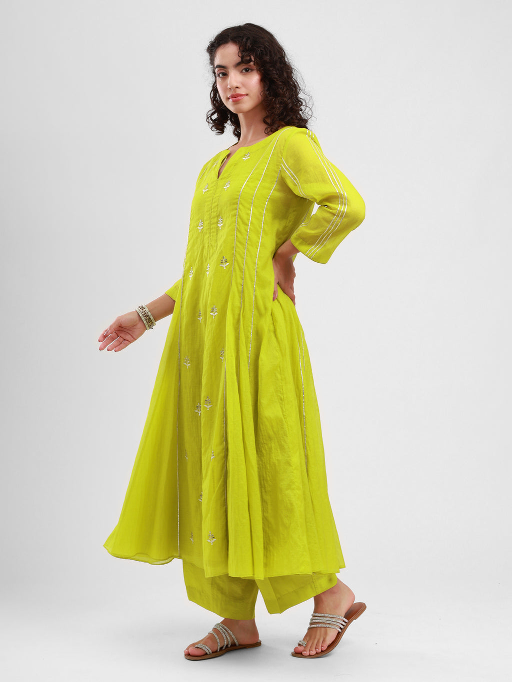AYRA KURTA SET