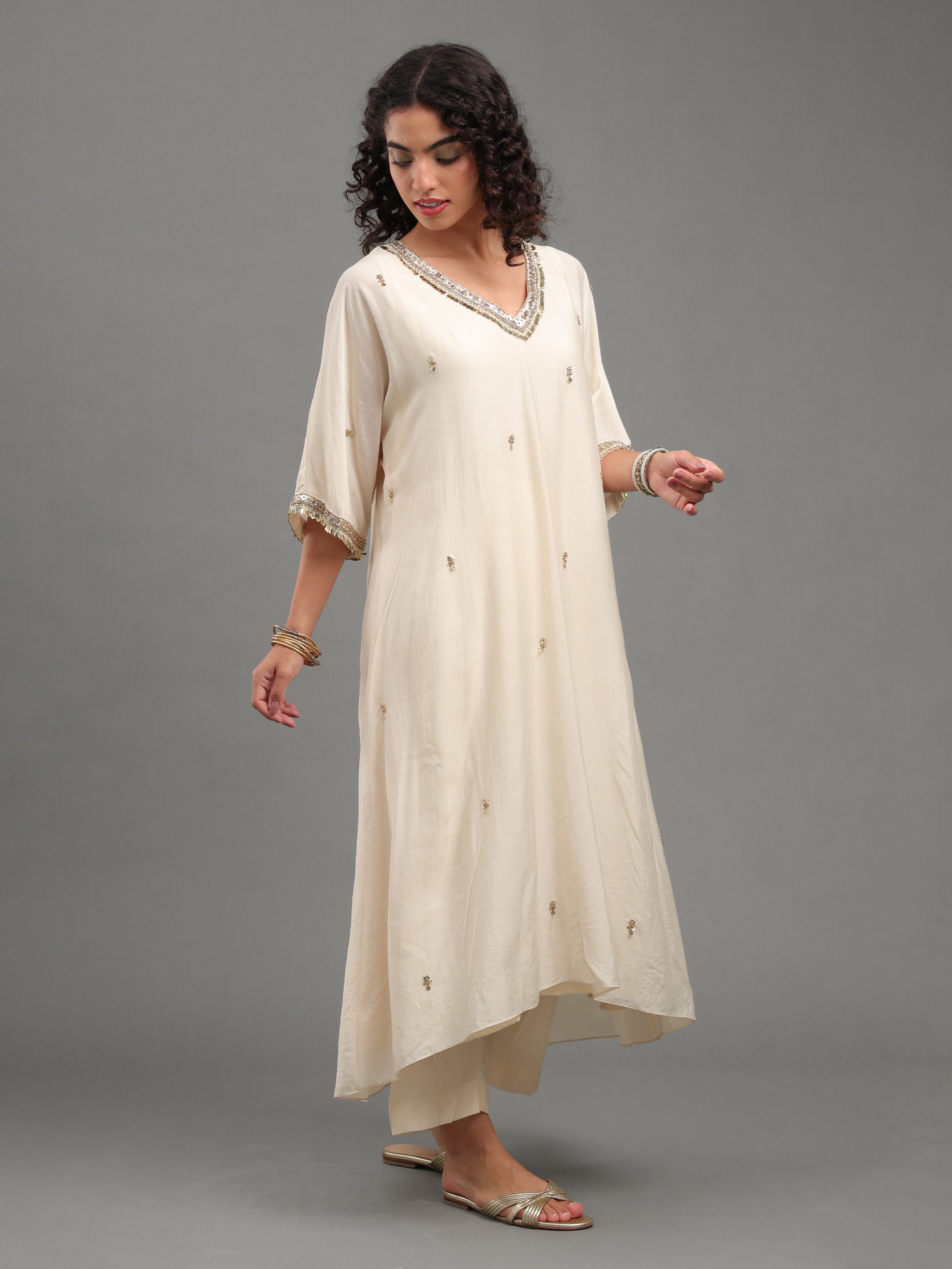 FARIHA KURTA SET