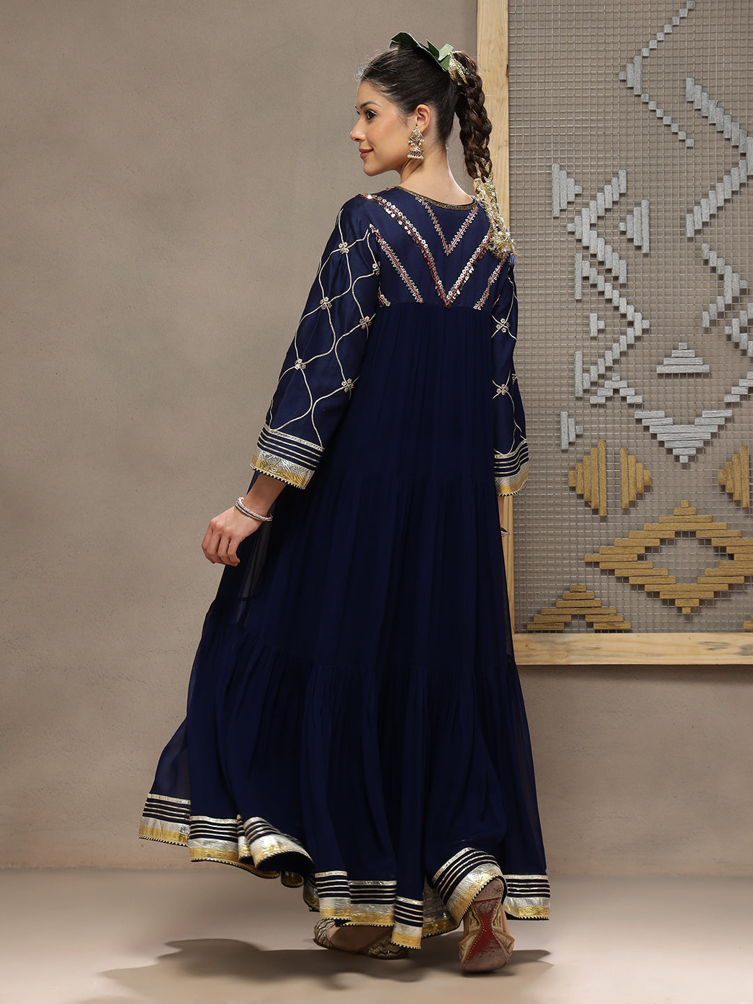 Inaya